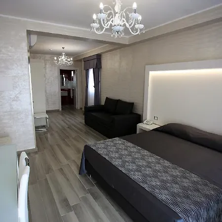 Paladini Szálloda 4*